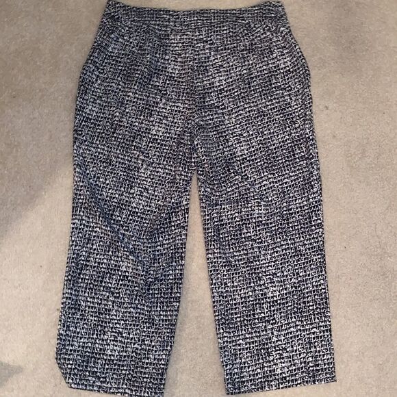 NWOT! Chico’s “Zenergy” Pants! - Picture 12 of 14
